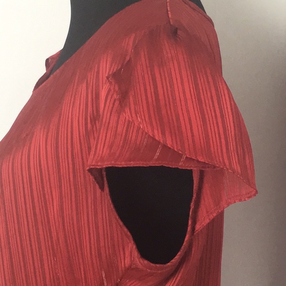 Dress barn polyester short flutter sleeve blouse size XL - Picture 3 of 4